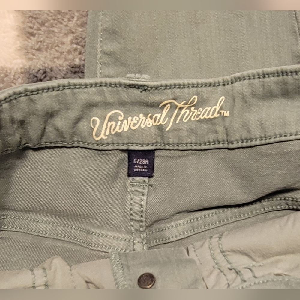 Jeans - Picture 4 of 4